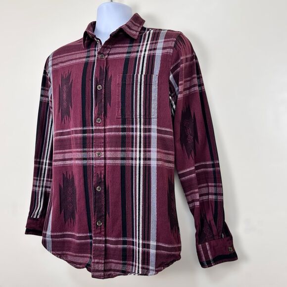 On the Byas Mens Plaid Button Shirt S Southwestern Aztec Skater Barn Chore Rodeo - Picture 2 of 9